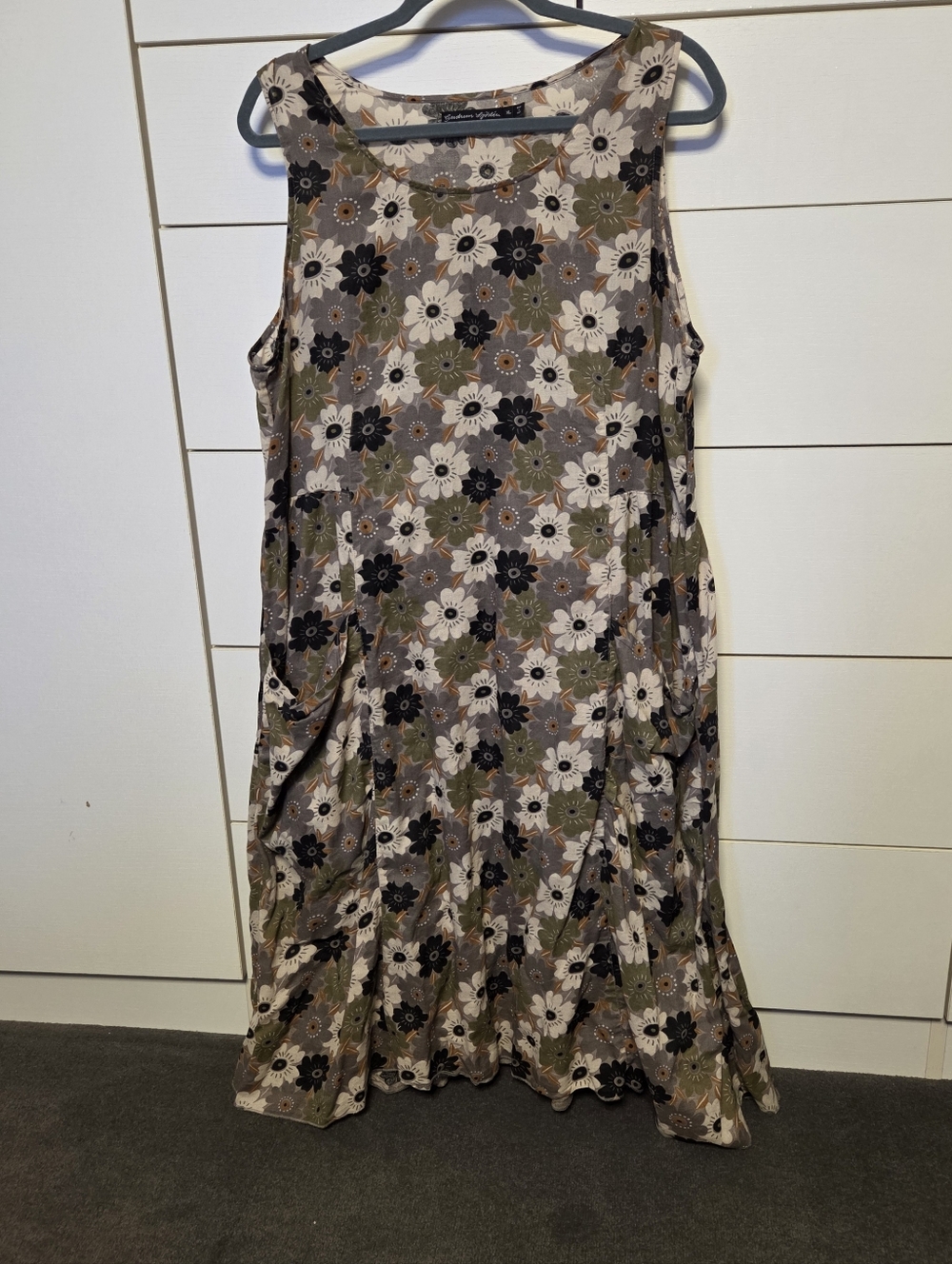 XL Gudrun Sjoden Floral Long Dress, Multi-colored and Feminine. Like New